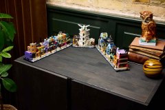 LEGO®-Harry-Potter™-Die-Zauberlaeden-der-Winkelgasse™-76444_lifestyle_envr_03