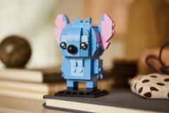 LEGO®-BrickHeadz-Stitch_40674_Lifestyle